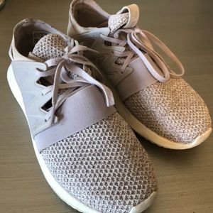 Adidas Size 6.5 (fits like a 7–7.5)